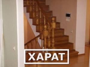 Фото Деревянные лестницы, двери и мебель