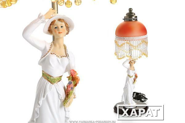 Фото Светильник настольный дама в шляпе высота 53 см, 220в 40вт.