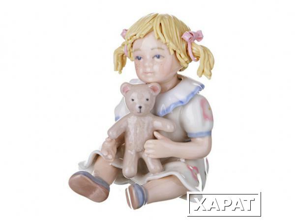 Фото Статуэтка "девочка с игрушкой" высота=8 см. Porcelain Manufacturing (461-153)