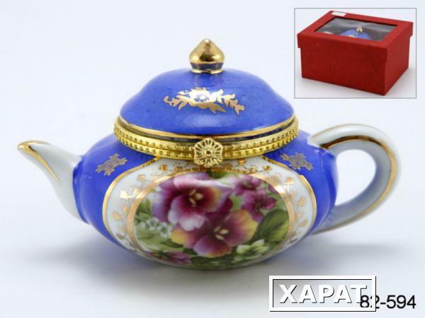 Фото Шкатулка в форме чайника "букет в медальоне" 10*7*8 см. под. упак. Hangzhou Jinding (82-594)