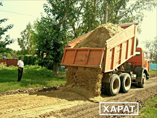 Фото Песок в Южной Озереевке с доставкой. Доставка песка