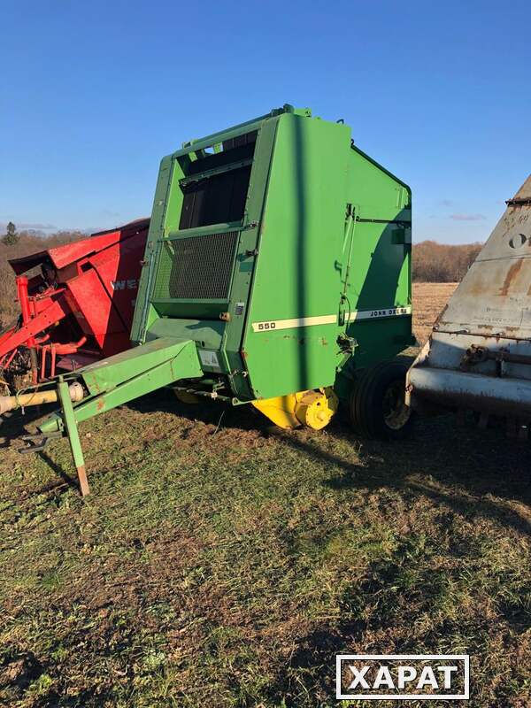 Фото Пресс-подборщик John Deere 550