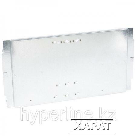 Фото LEGRAND 020221 Пластина XL3 400 - для 1-го DPX 250 или 1-го DPX 630 (400 A) фикс. исполнения - верт. монтаж в позиции по центру