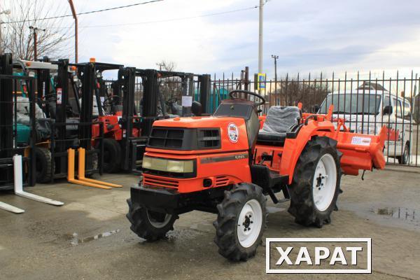 Фото Японский мини трактор Kubota GT3D