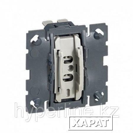 Фото LEGRAND 067031 Переключатель клавишный без фиксации с НО/НЗ контактом 6А 230В