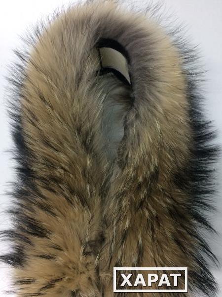 Фото Меховая опушка на капюшон из натурального меха енота