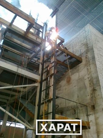 Фото Ремонт и модернизация грузовых лифтов