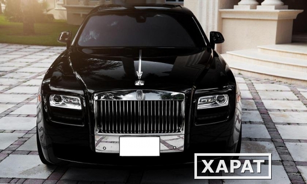 Фото Rolls Royce Phantom в городе Астана.