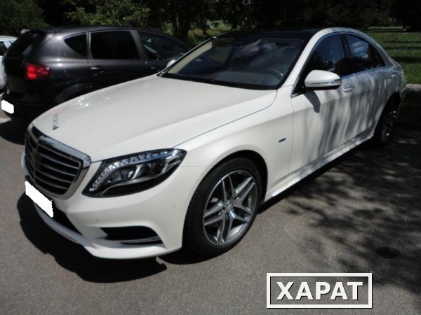 Фото Самый крутой кортеж из черных и белых Mercedes-Benz S-Class W222 Long 2015