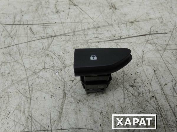 Фото Кнопка центрального замка Lada/ВАЗ X-RAY 2016&gt; (УТ000050269) Оригинальный номер 252103678R