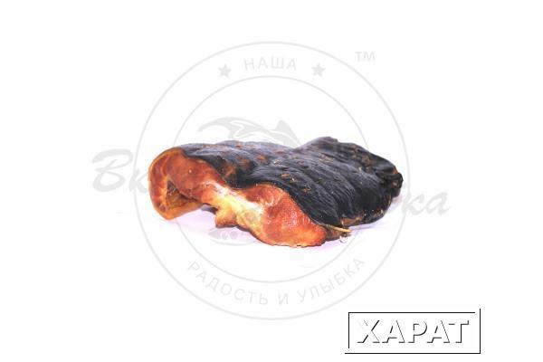 Фото Белуга горячего копчения кусок на коже (хвостовая часть)