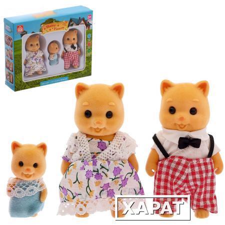 Фото Игровой набор из 3 фигурок Happy Family - Семья свинок