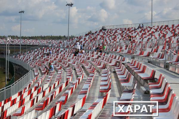 Фото Трибуна быстровозводимая с клиновыми соединениями