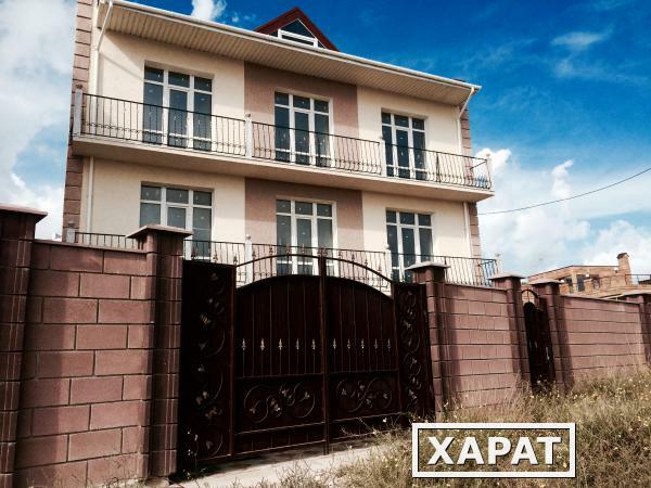 Фото Продается дом Бухта Казачья первая линия 3этажа 240кв.м.