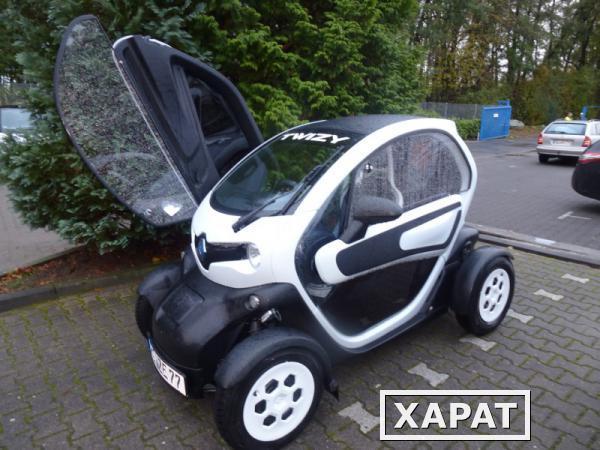 Фото Электромобиль Renault Twizy Trend