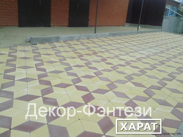 Фото Плитка тротуарная "ромб" 35*20*3 см цветная