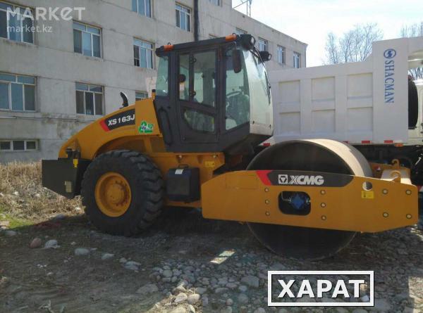 Фото XCMG XS183J каток грунтовый привод задний одновальцовый