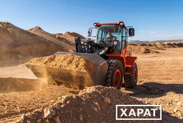 Фото Фронтальный погрузчик Doosan DL200A