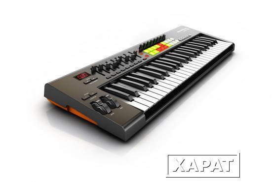 Фото MIDI-контроллер Novation Launchkey 49