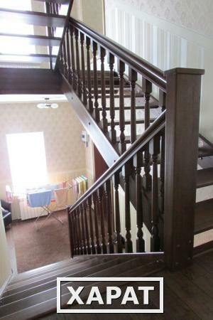 Фото Сосновая лестница без подшивы