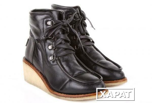 Фото ALEXANDER HOTTO Черные женские ботинки бренда Alexander Hotto на шнуровке