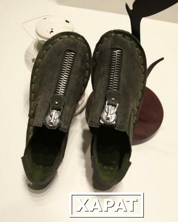 Фото Супер личность ручной работы кожаные ботинки Повседневная обувь широкий молнии горох обувь осень 2015 кожа плоские ботинки женщин