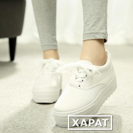 Фото Весна низкий Холст обувь дизайнер белый высокой платформе толщиной подошве обувь и отдыха Корейский студент проблескивает белые туфли