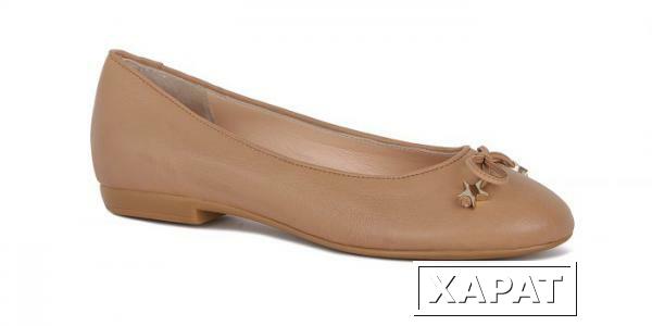 Фото RENZI Классические кожаные балетки коричневого цвета от бренда Renzi