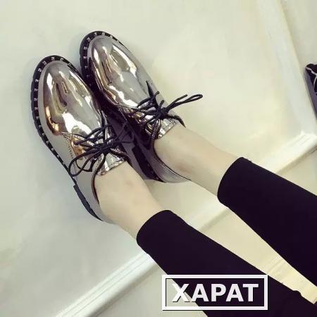 Фото Лакированной кожи острым обувь женщин Весна британский vintage заклепки пояс черный Оксфорд обувь с коренастый пятки в обувь студенток