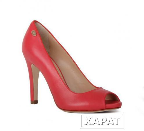 Фото RENZI Ярко-красные туфли с открытым носком от бренда Renzi