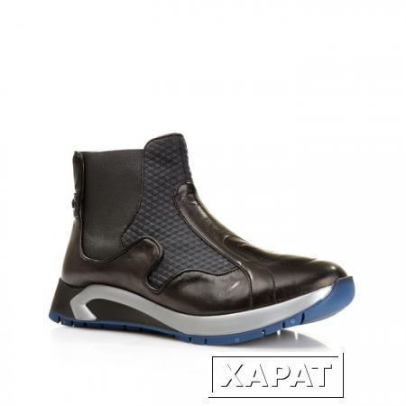 Фото FABI Спортивные черные ботинки с синей вставкой от бренда Fabi