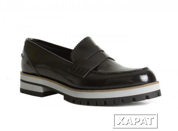 Фото POLLINI Черные закрытые ботинки на высокой подошве от бренда Pollini
