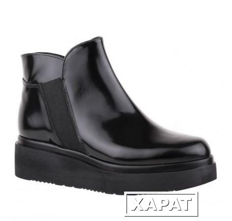Фото REPO Лаковые черные ботинки на молнии бренда Repo