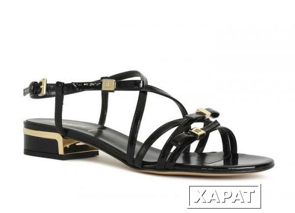Фото BALDININI Лакированные черные сандалии с золотистым декором от Baldinini