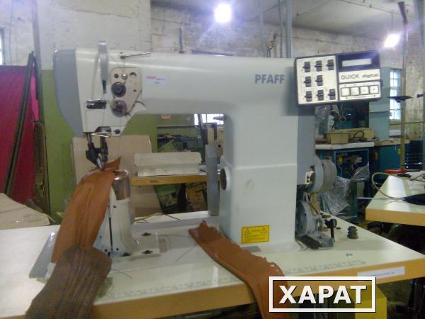 Фото Pfaff 474 двух- игольная колонковая швейная машина