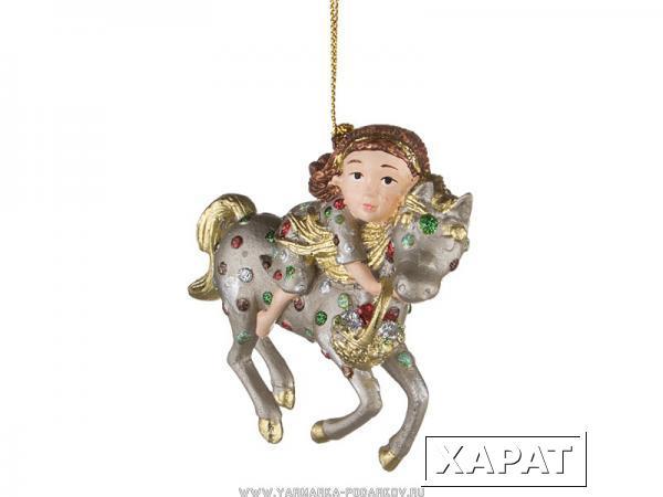 Фото Елочная игрушка девочка на лошади 9 см..без упак.