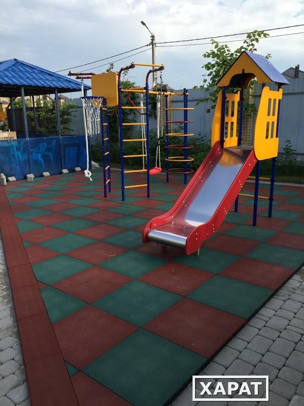 Фото Резиновая плитка для детских площадок 500х500, 40мм
