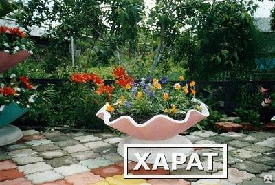 Фото Вазон бетонный малый для цветов и растений