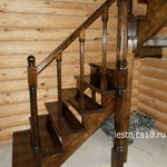 Фото №3 Поворотная лестница с забежными ступенями