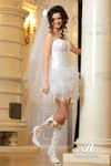 Фото №2 Красивое свадебное платье из коллекции 2013