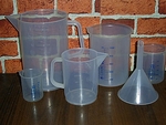 Фото №3 Лабораторная посуда из стекла, фарфора, пластика