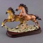 фото Статуэтка "пара лошадей" длина=35 см P.n.ceramics (431-029)
