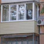 фото Деревянные окна и балконы