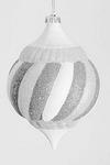 фото Новогодняя игрушка Элегантный подвес, диаметр 180 мм (серебро)