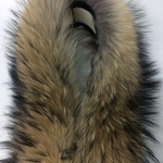 фото Меховая опушка на капюшон из натурального меха енота
