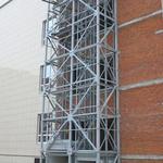 фото Промышленный грузовой лифт