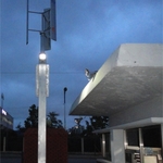 фото Автономная гибридная система уличного освещения 410Вт c LED-лампой EN-HL410/12