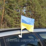 фото Флаг Украины на автомобиль
