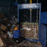 фото Продаю станок для брикетирования отходов картона