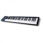 фото MIDI-клавиатура Alesis V61